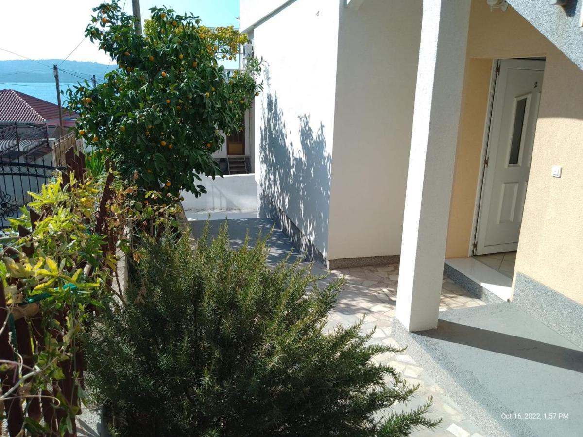 Apartman Tomic - Copacabana Beach Округ Горни Екстериор снимка